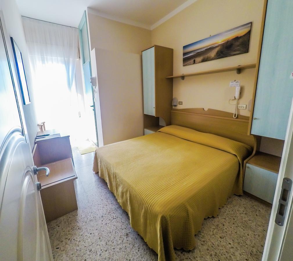 Hotel Simplon Bellaria – Igea Marina Szoba fotó